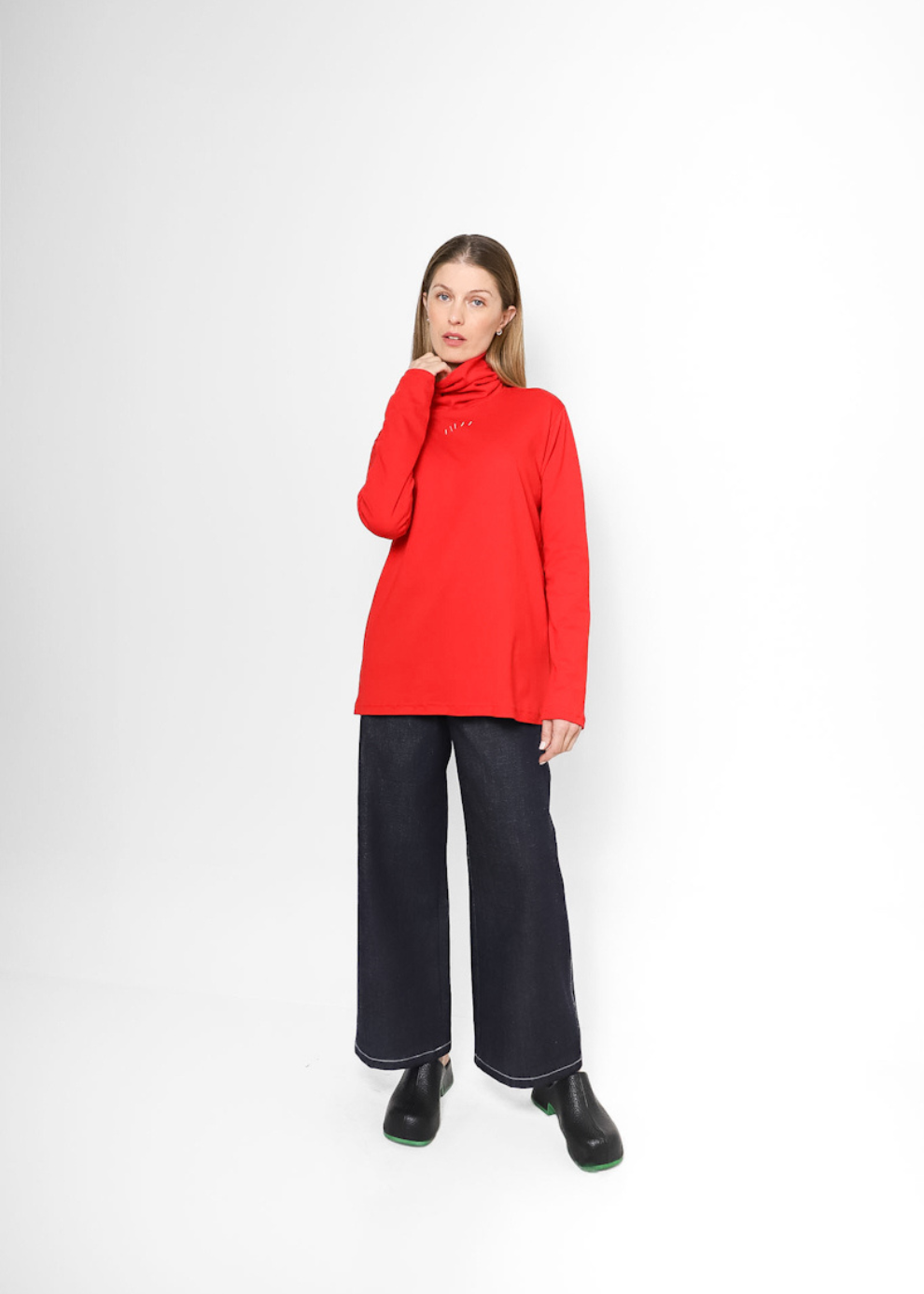 High Neck Tee Rojo
