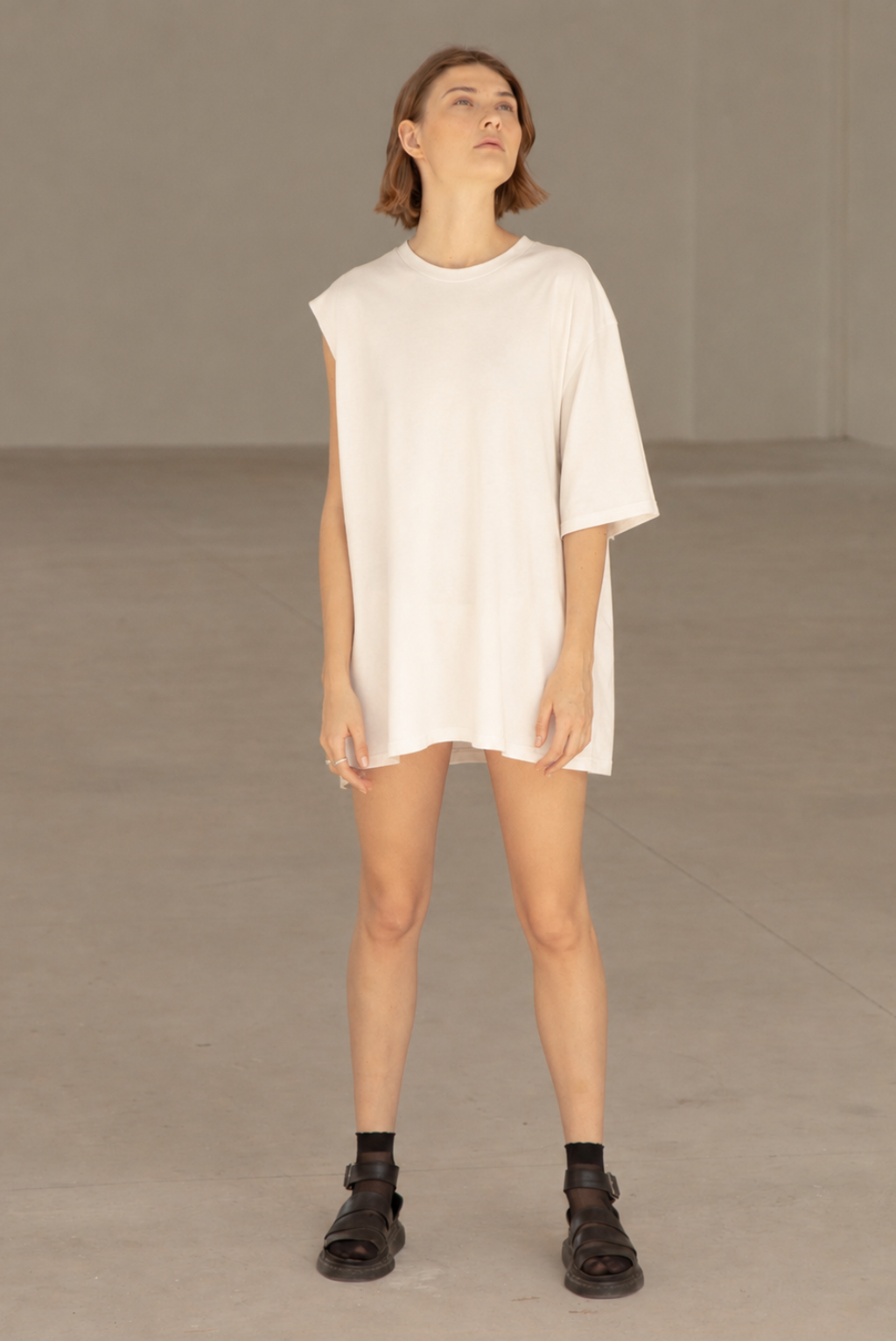 Basic One Sleeve Tee Blanco
