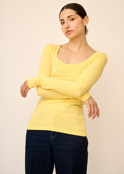 Top Joan Mangas Largas Amarillo
