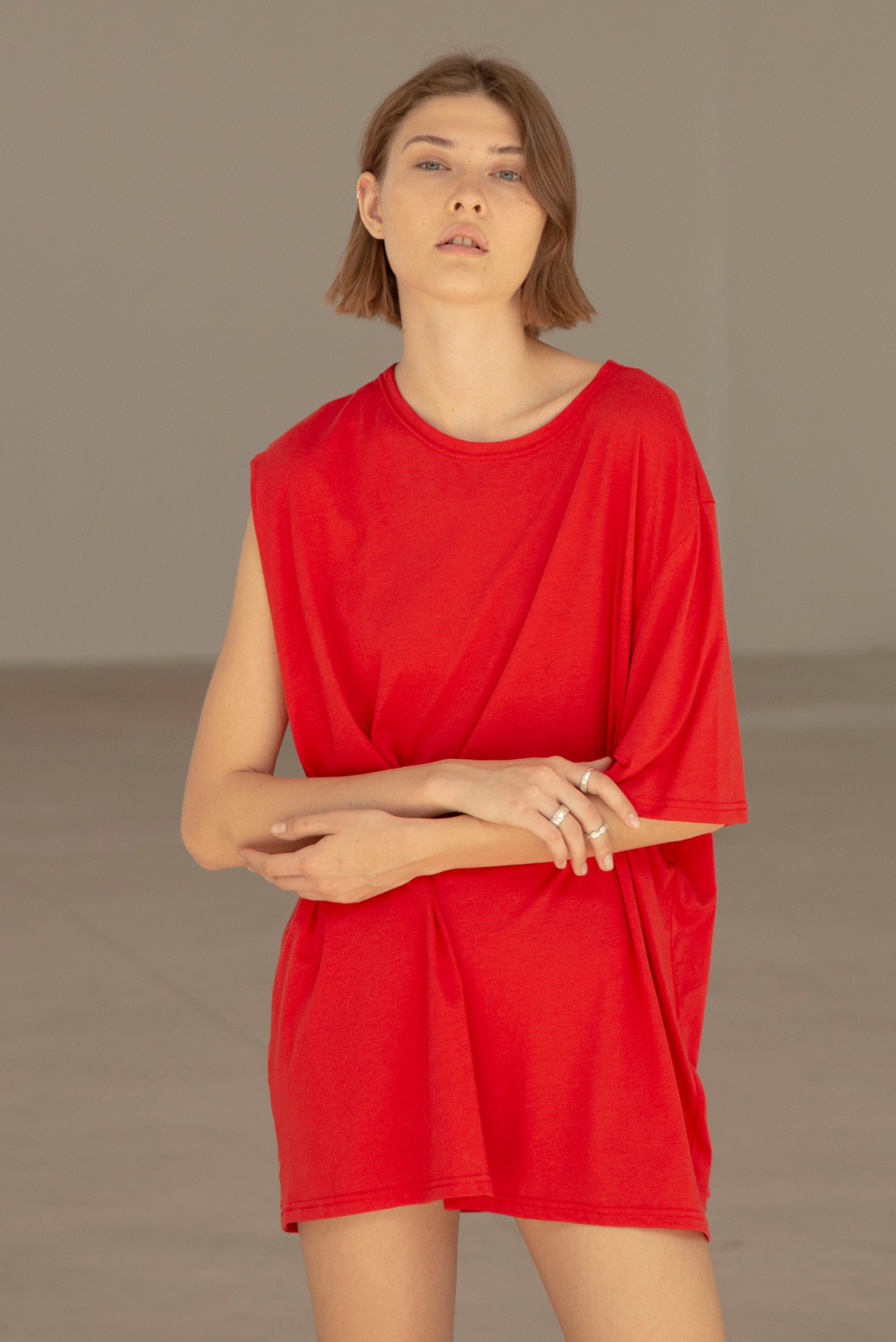 Basic One Sleeve Tee Rojo