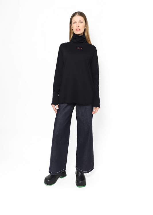 High Neck Tee Negro